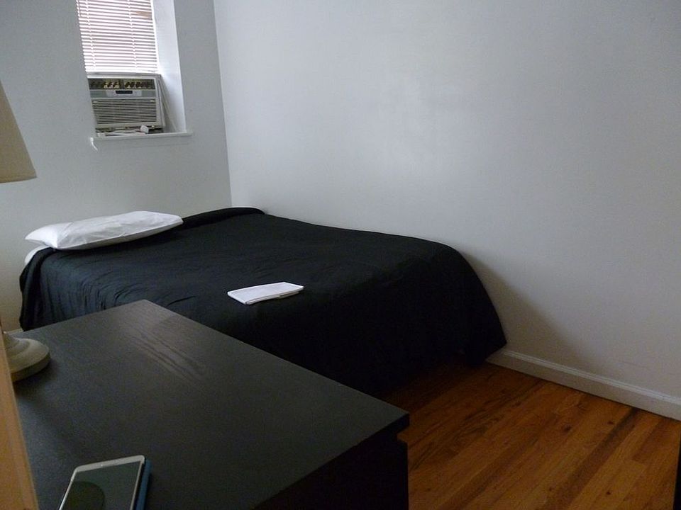1st image of 150 Manhattan Ave #A2b