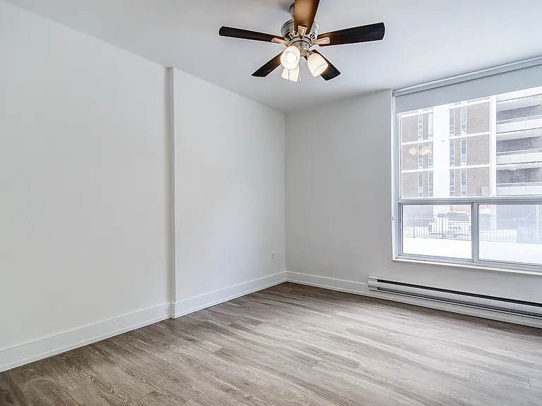 133 Erskine Ave — Photo 13