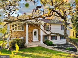 712 Fay Dr, Feasterville Trevose, PA 19053