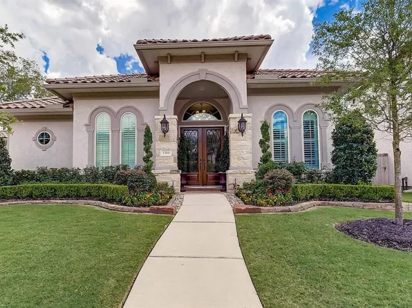 5319 Macquarie Point Ln, Sugar Land, TX 77479