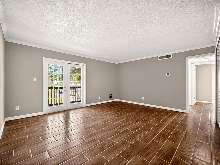 285 Wymore Rd #202 — Photo 4