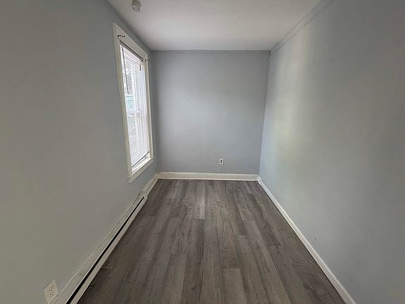 3rd image of 529 Chestnut St APT 2