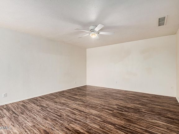 4th image of 1238 E BARCELONA Avenue