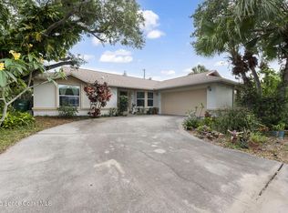 225 Chalet Ave, Indialantic, FL 32903