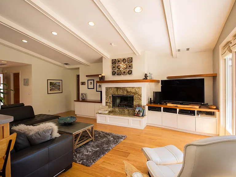 1765 Zinfandel Ln — Photo 15