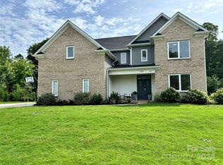 1016 Peninsula Dr, Belmont, NC 28012