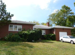 484 Easton Ave, New Brunswick, NJ 08901