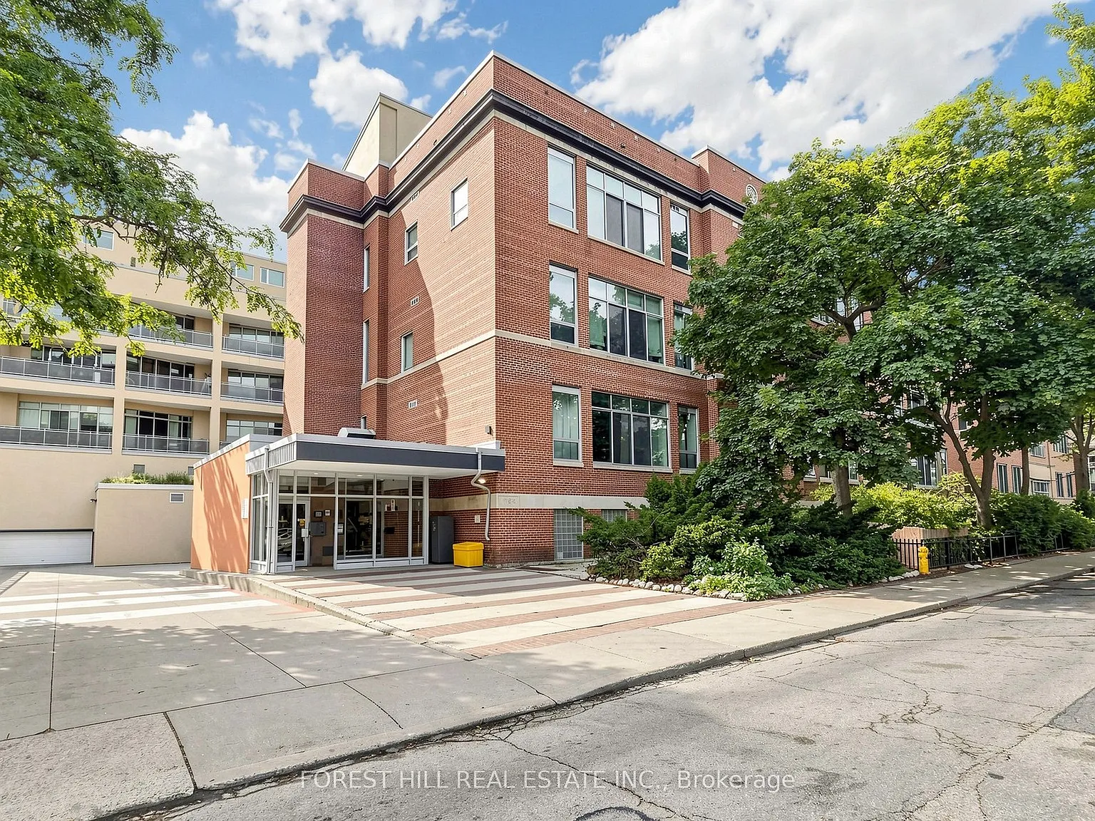 Kensington Market Lofts — Photo 2