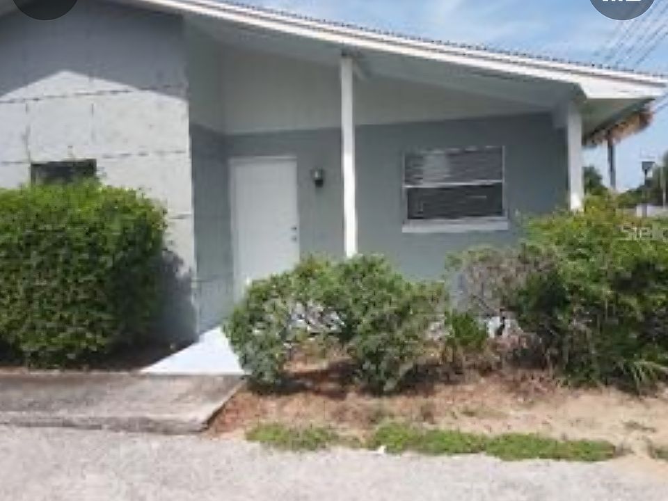 1st image of 7043 Balboa Dr