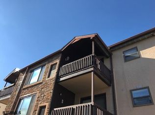 25 N Madison Ave #4A, Margate, NJ 08402