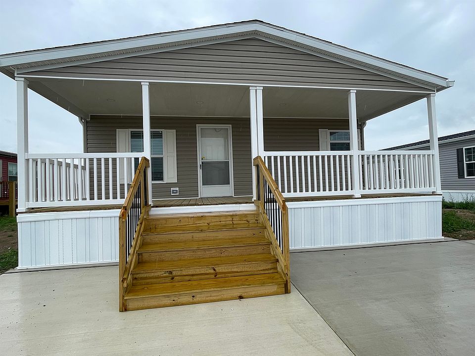 Exterior Image-0-Adventure Homes 188 Summit Village - IN