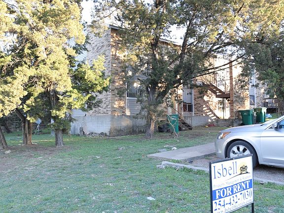 2nd image of 209 Oak Trail Dr #D