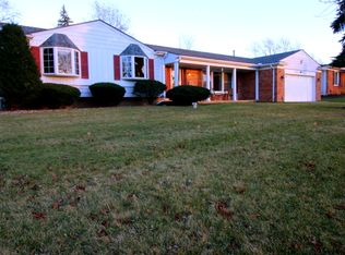5367 Kimberly Dr, Grand Blanc, MI 48439