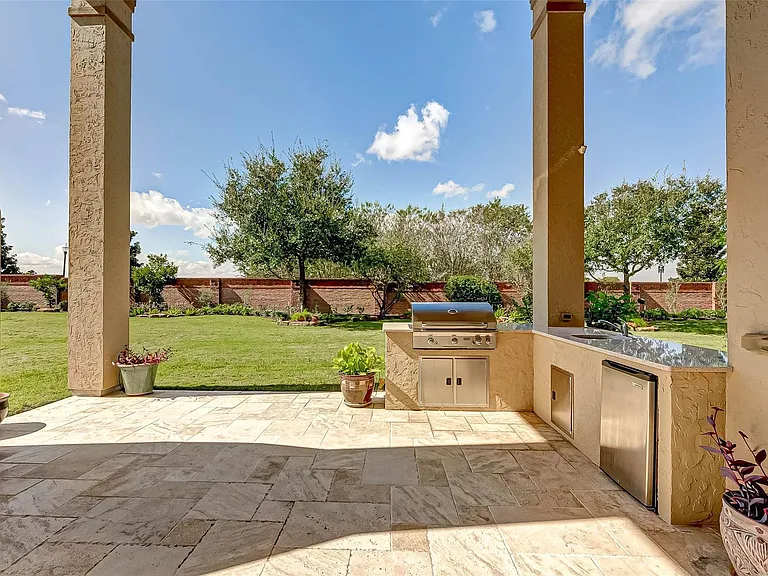 2914 Cotswold Ln — Photo 40