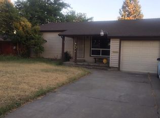 7820 Betty Lou Dr, Sacramento, CA 95828