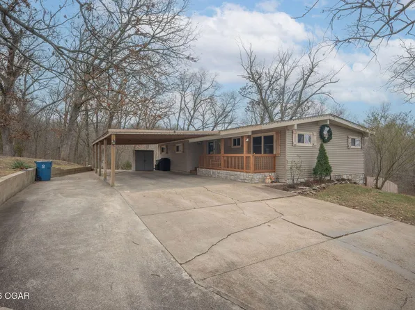 1904 Cherry St, Seneca, MO 64865