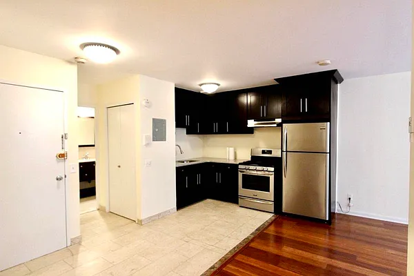 Rented by AmeriMutual Mortgage | media 12