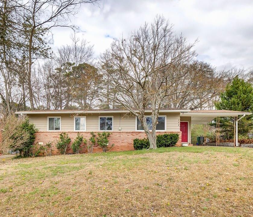 1st image of 639 Burbank Dr SE