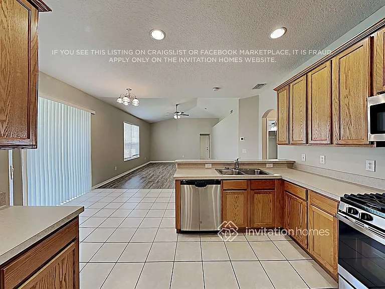 6613 Brighton Park Dr — Photo 5