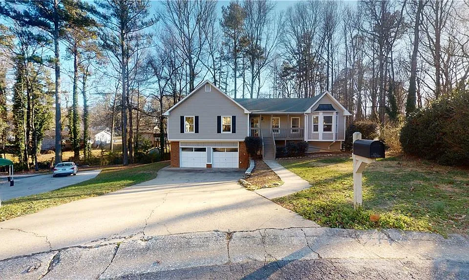 1180 Kennesaw Springs Dr NW