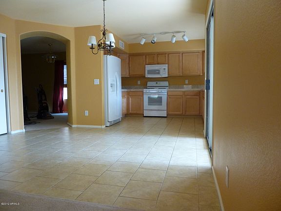 3rd image of 5616 N 124th Ln