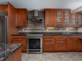 Amberwood, Edmonton, AB T6L 1V9