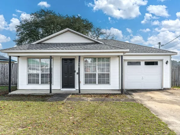 114 Wild Horse Dr, Crestview, FL 32536