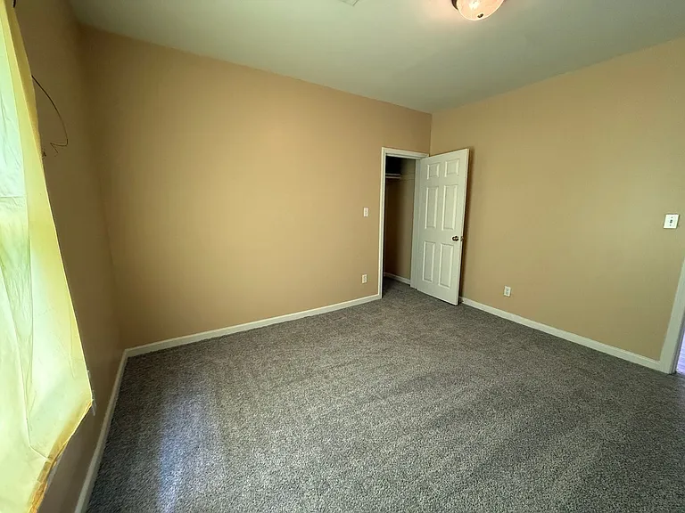 908 Darlington Way SW — Photo 6