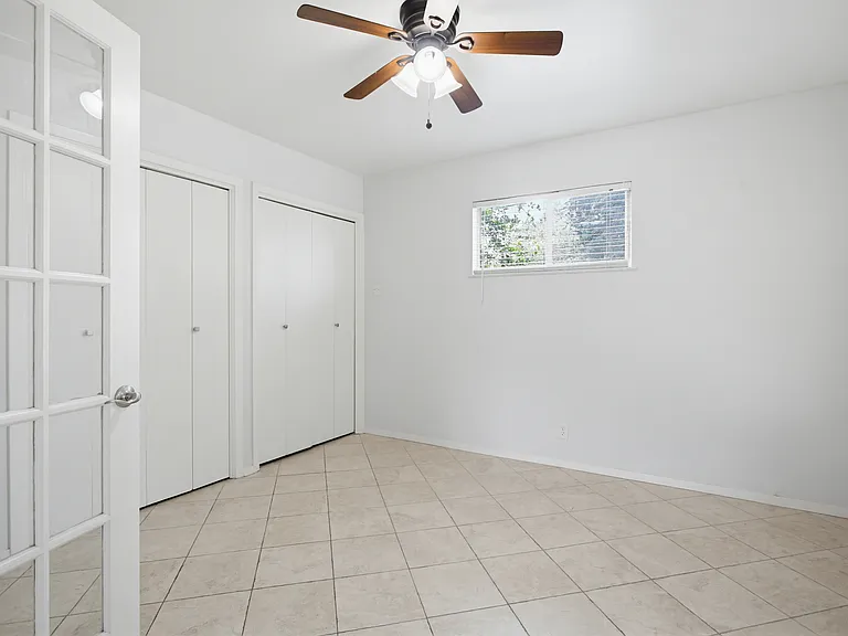 2125 E Lawndale Dr #2125 — Photo 4