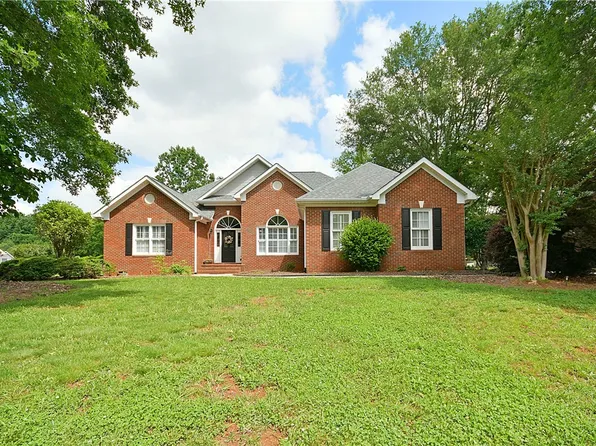 103 Stonewall Ct, Easley, SC 29642