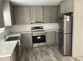 3143 S Oliver Dr, Florence, SC 29505