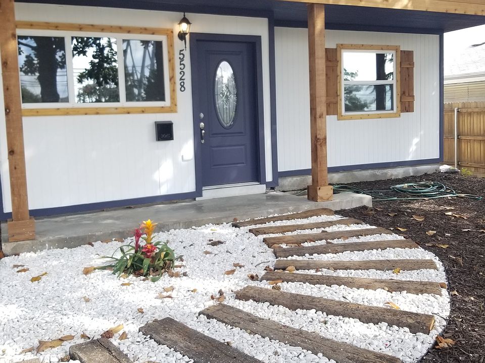 1st image of 5528 Birchman Ave