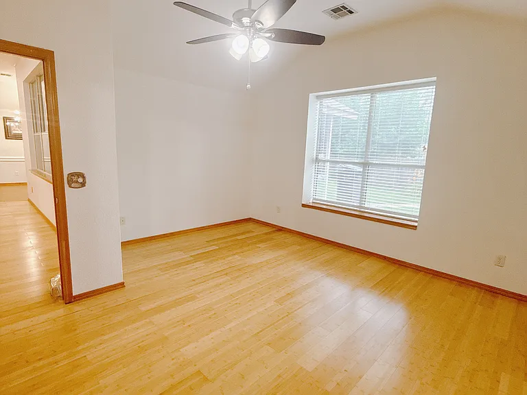 14001 Land Run Rd — Photo 7