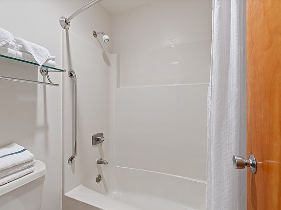 4th image of 301 Otter Crest Loop Unit 431