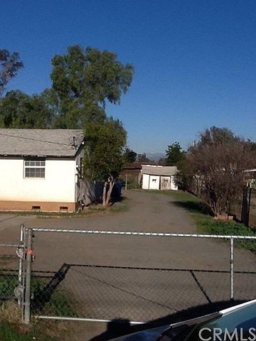 2nd image of 6871 Riverdale Pl