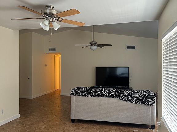 4th image of 5020 N 69th Ave