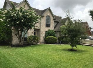 2122 Laurel Oaks Dr, Houston, TX 77014