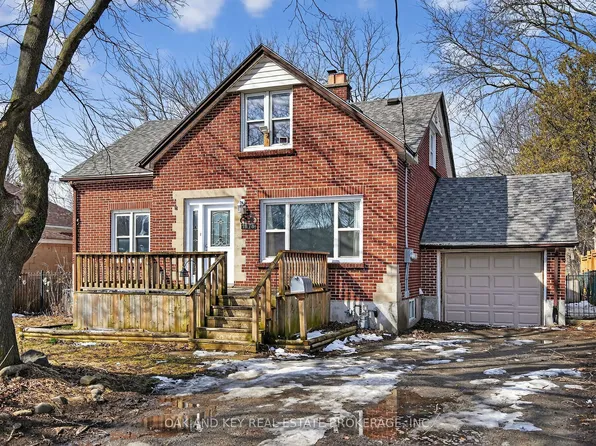 1878 Churchill Ave, London, ON N5W 2L6