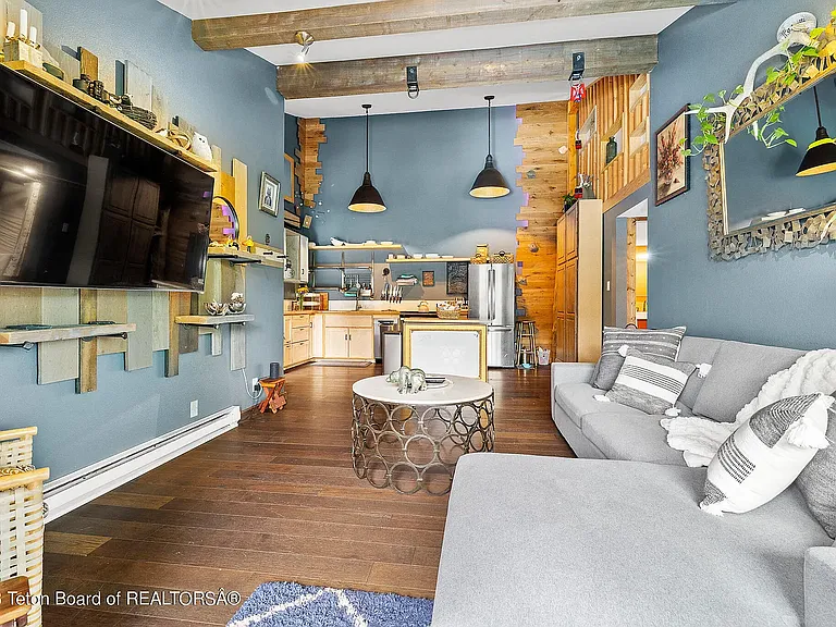 355 W Deloney Ave #C-8 — Photo 5