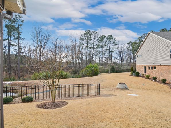 1015 Rexburg Dr, Cary, NC 27513
