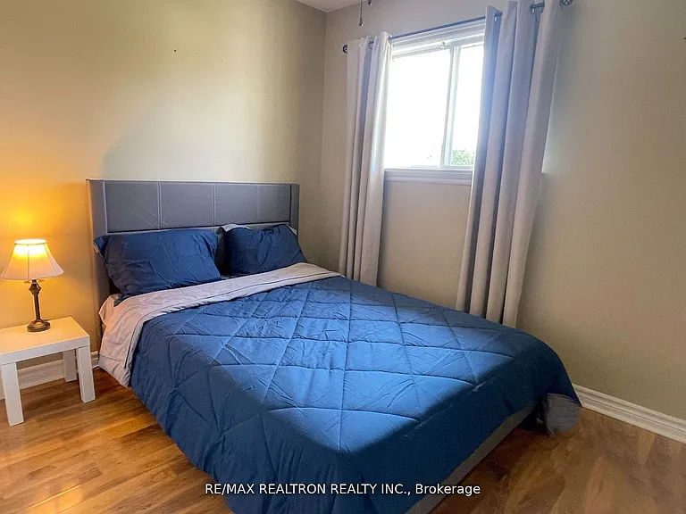 298 Glenwoods Ave — Photo 10