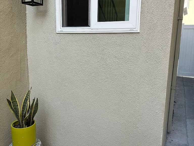 Ocean Ave — Photo 15