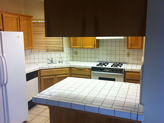 2nd image of 2442 Fernwood Dr