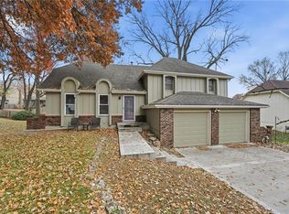 9201 W 48th Ter, Merriam, KS 66203