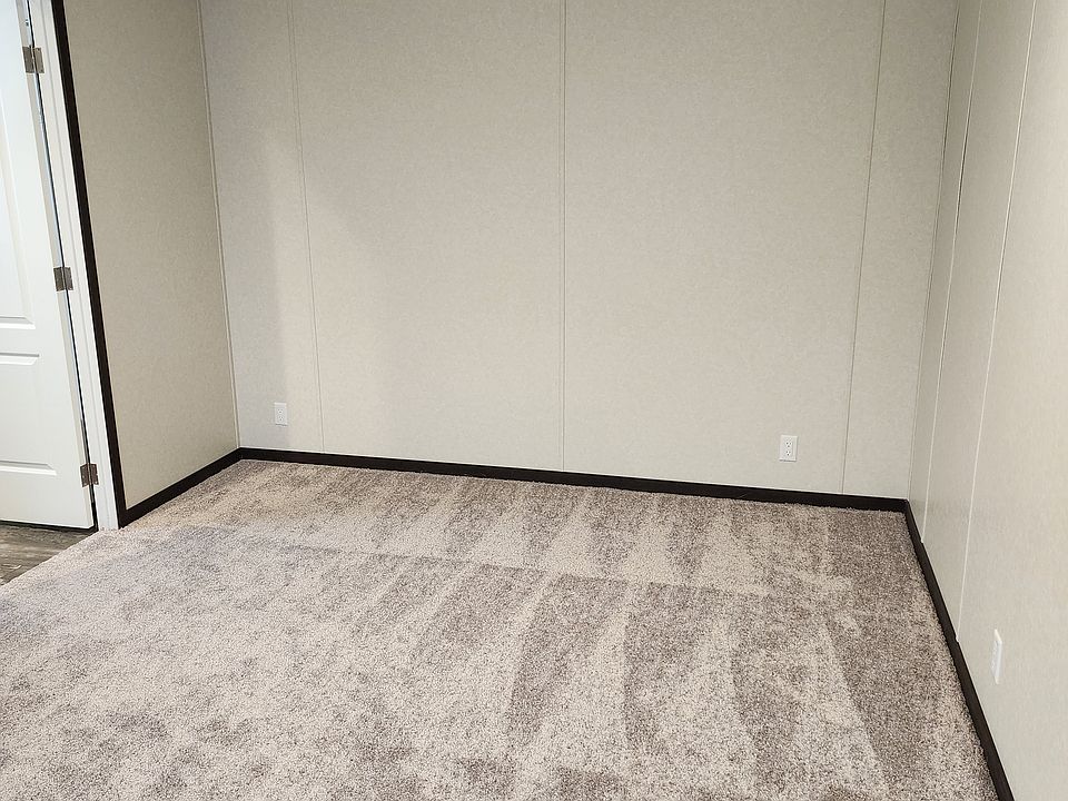 1st image of 1821 Autumn Dr #48