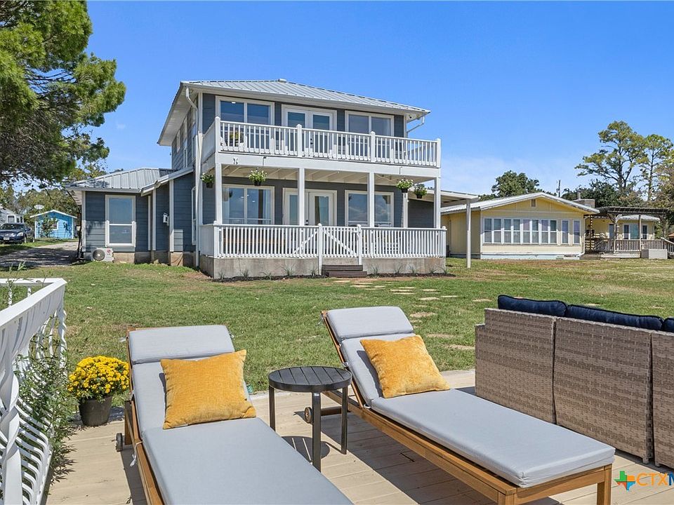 1st image of 710 Breezeway Dr