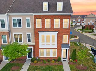 19304 Forked Creek Ter, Leesburg, VA 20175
