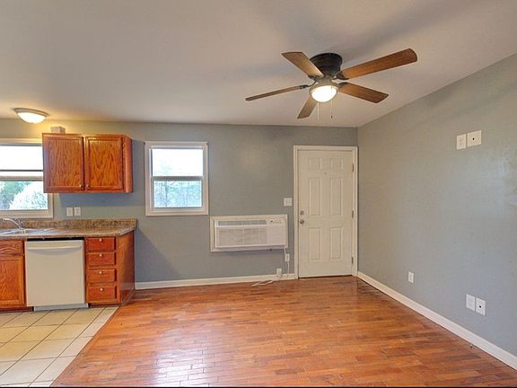 2nd image of 325 Rock Quarry Rd