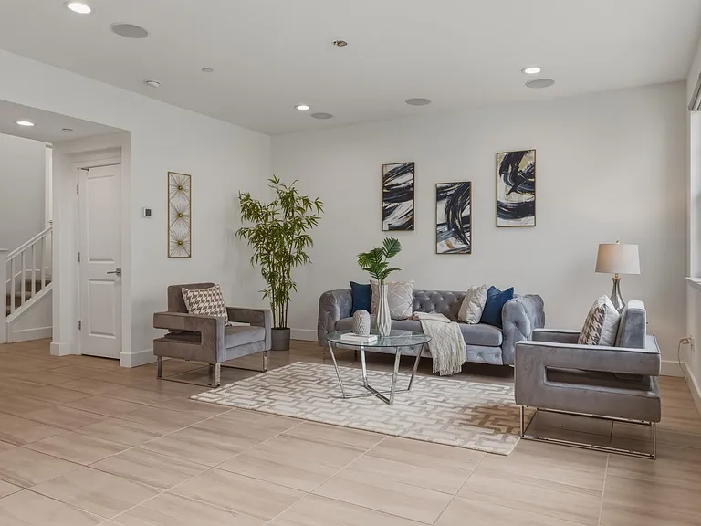 116 W Limerick Ave — Photo 3