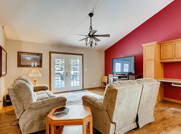 3rd image of 619 Grace Dr